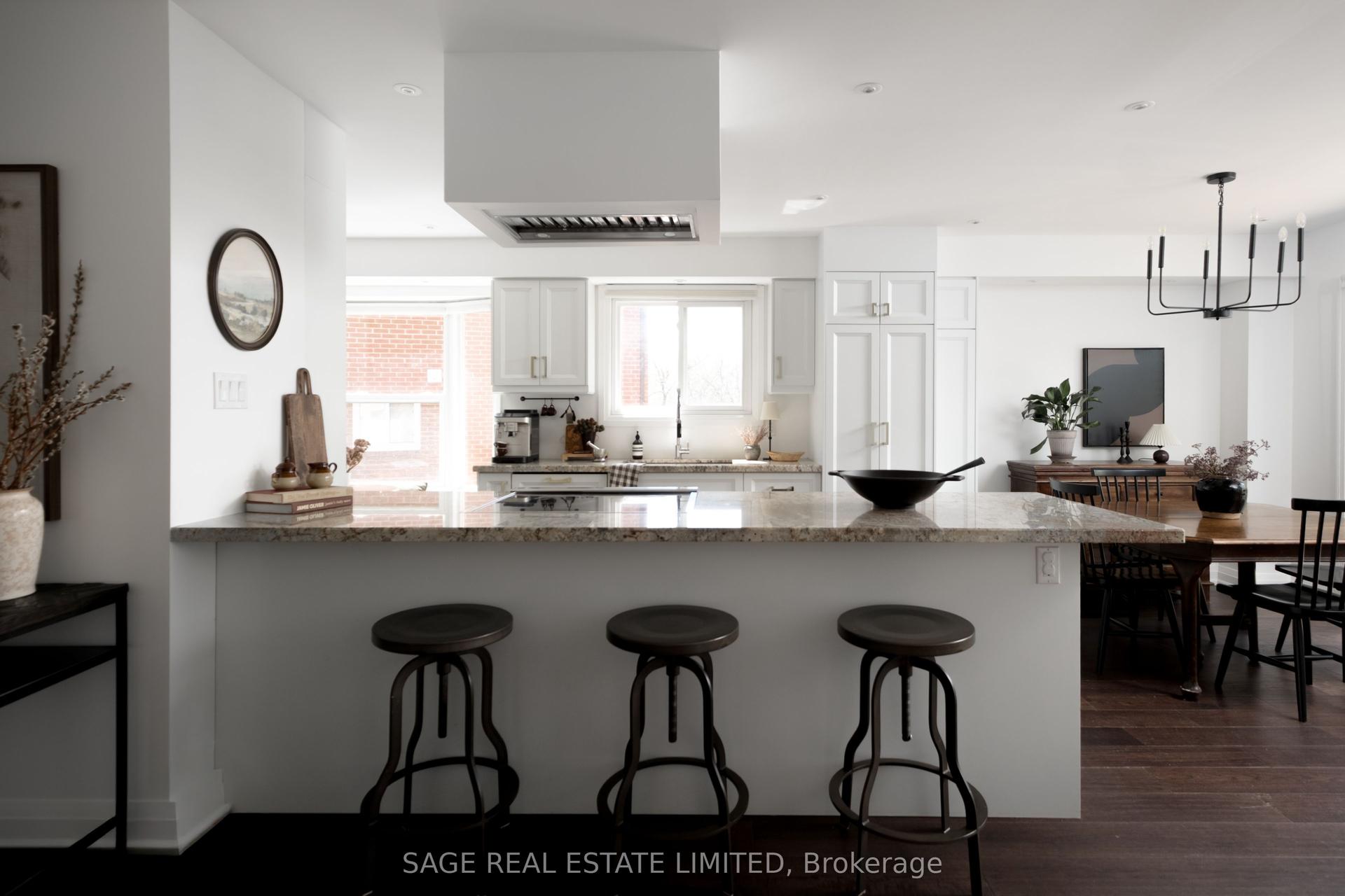 34 Tambrook Drive — photo 1