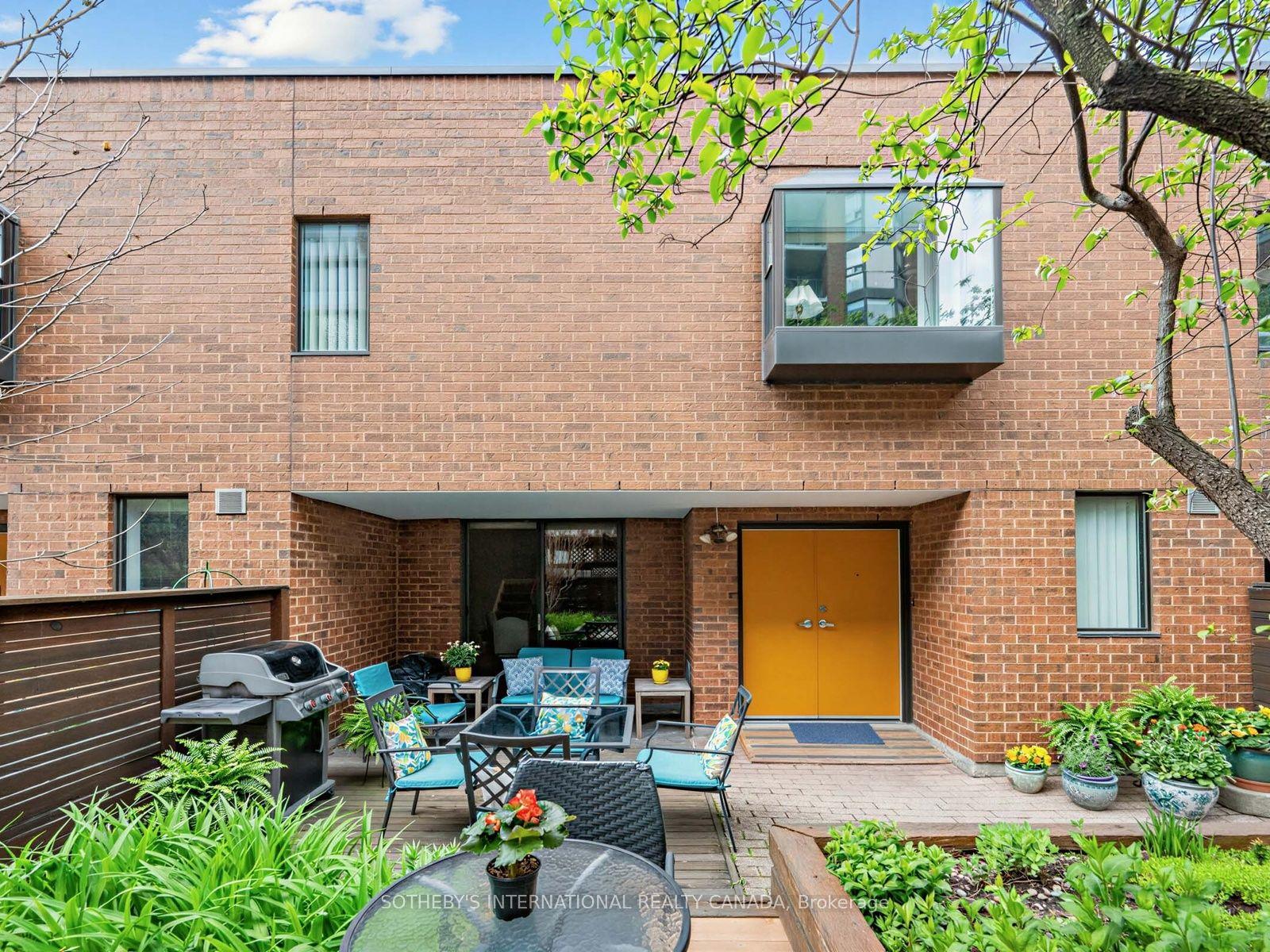 188 Spadina Avenue Th. 2 #Th. 2 — photo 1