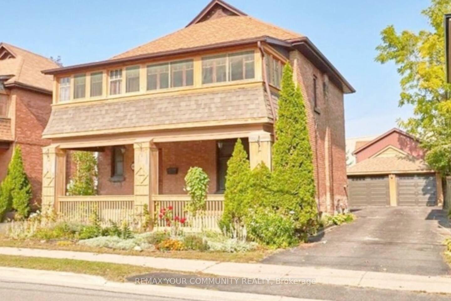 44 Brock Street — photo 1