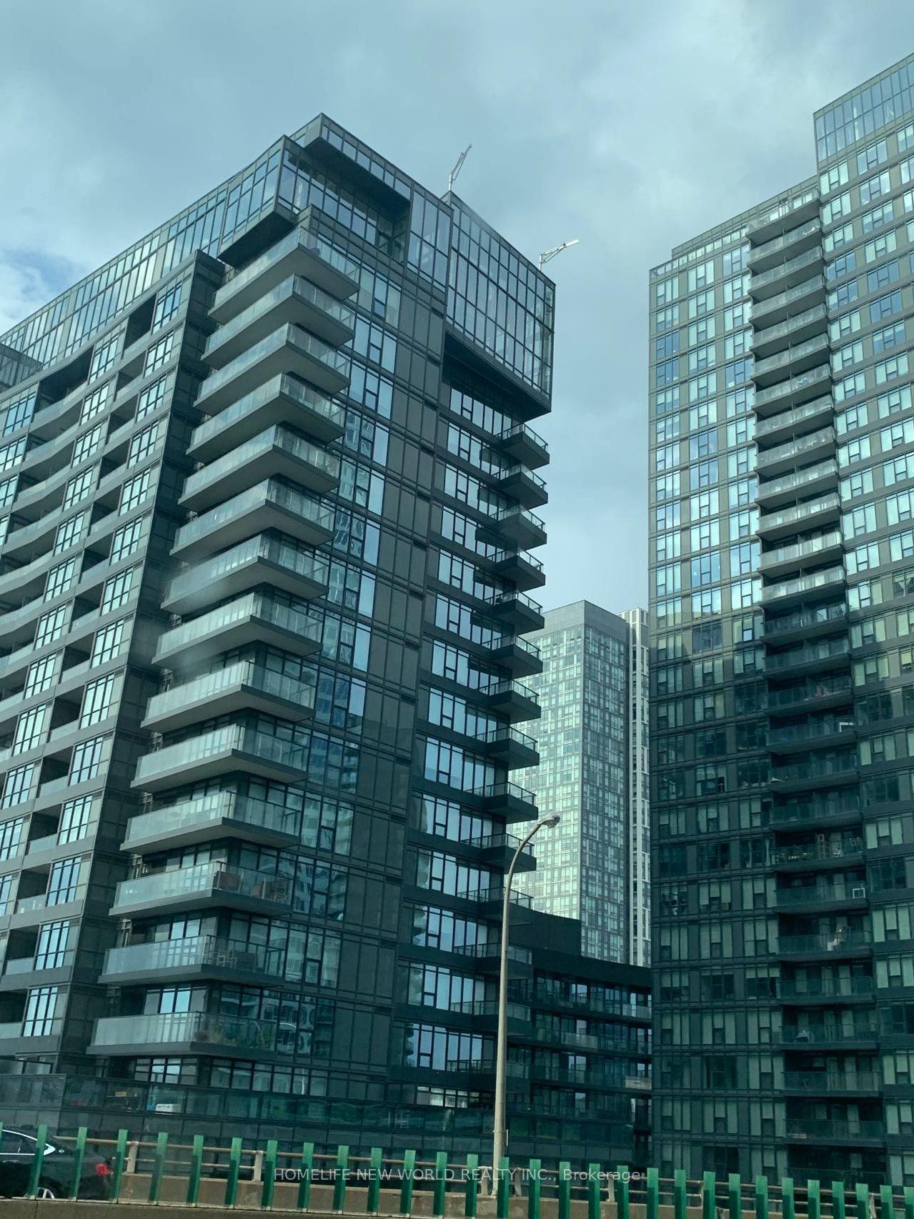 80 Queens Wharf Road 21 #21, Toronto — Condo for lease, photo 1