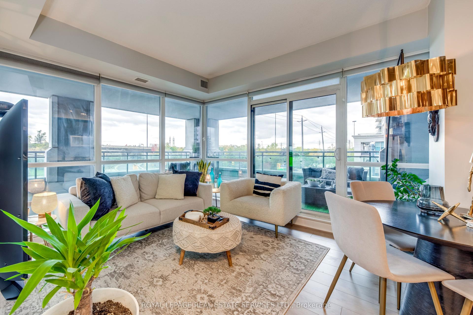 16 Brookers Lane 203 #203, Toronto — Condo for sale, photo 1