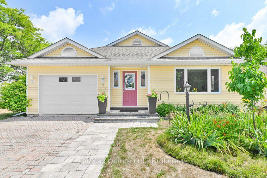 2 Heritage Drive, Prince Edward County — Detached for sale, photo 1