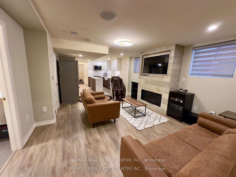 271 Sixteen Mile Drive, Oakville — Detached for lease, photo 1