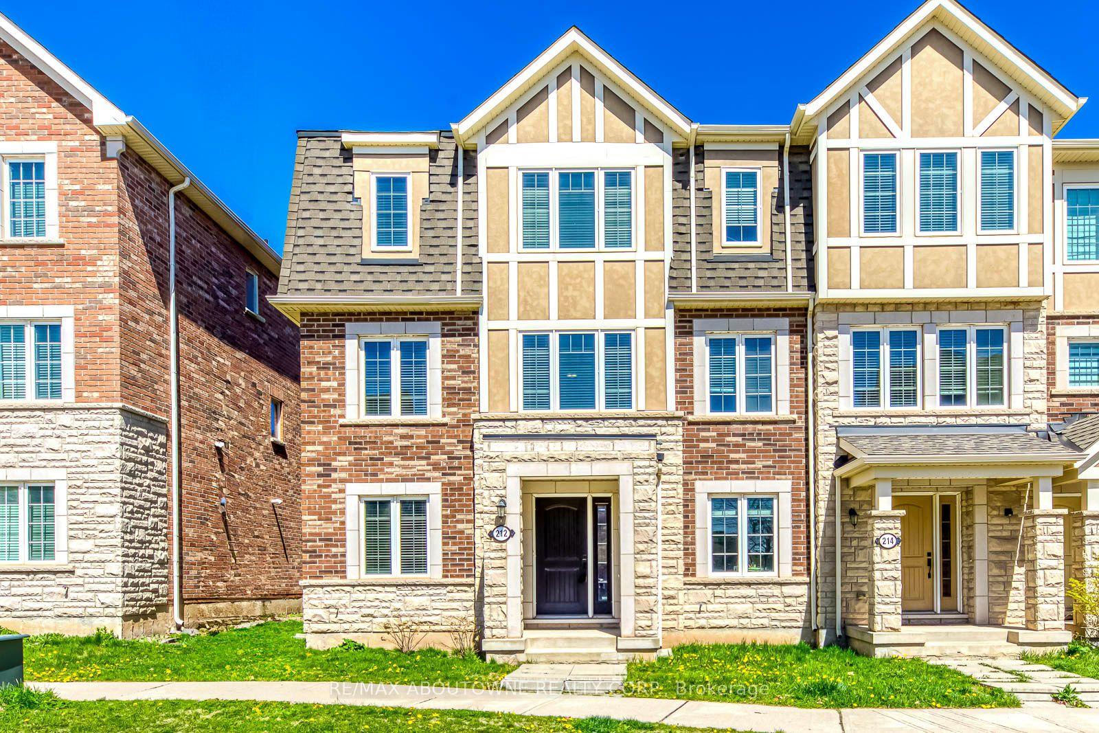 212 Ellen Davidson Drive, Oakville — Townhouse for lease, photo 1