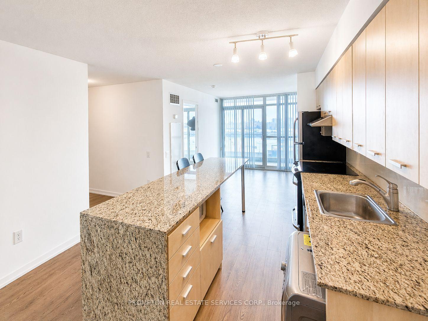 29 Singer Court 712 #712 — photo 1