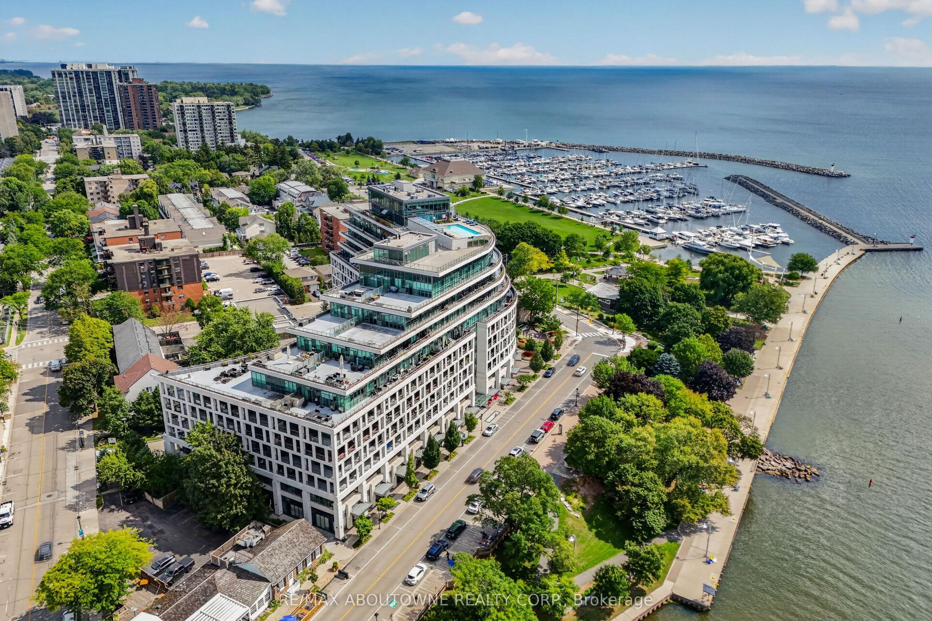 11 Bronte Road 808 #808, Oakville — Condo for sale, photo 1