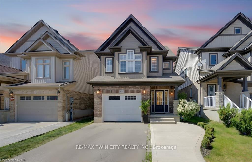 232 CRANBROOK Street — photo 1