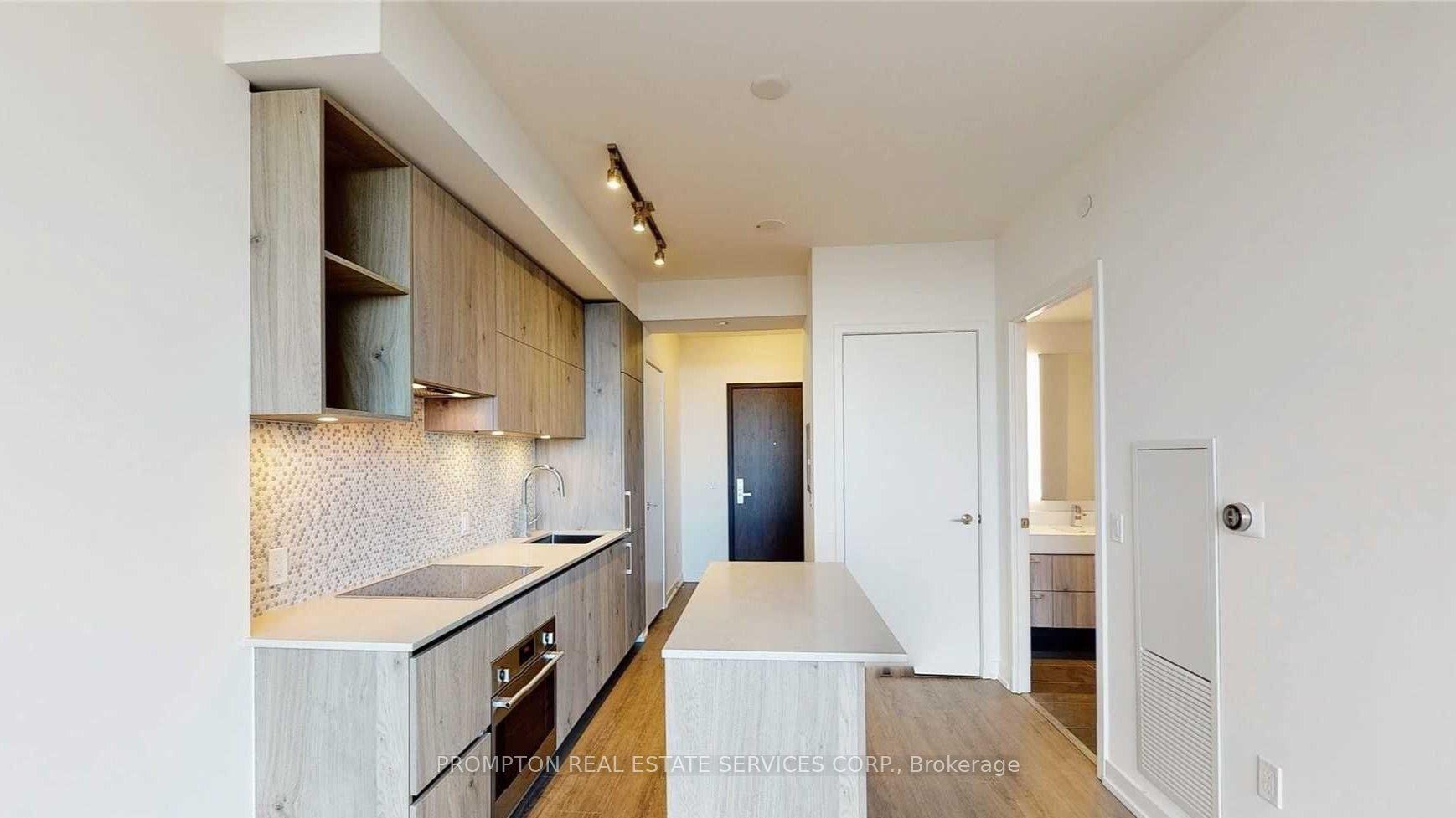 1 Yorkville Avenue 2910 #2910 — photo 1