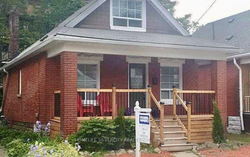 24 Webber Avenue — photo 1