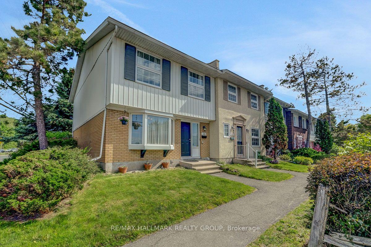10 Greenbank Road, South of Baseline to Knoxdale — Townhouse for sale, photo 1