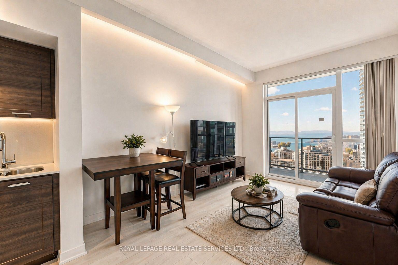 2200 Lake Shore Boulevard W 2903 #2903 — photo 1