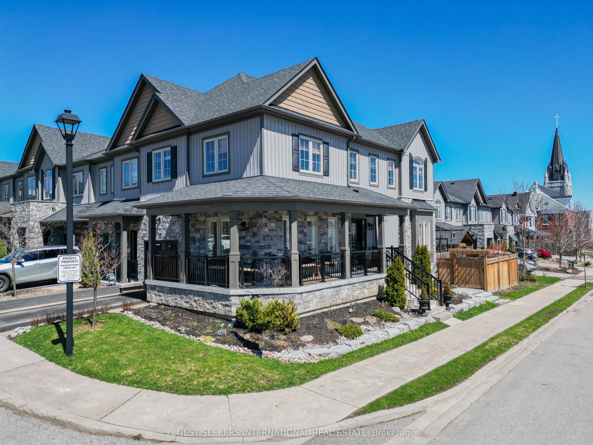 2 Forest Heights Crescent — photo 1