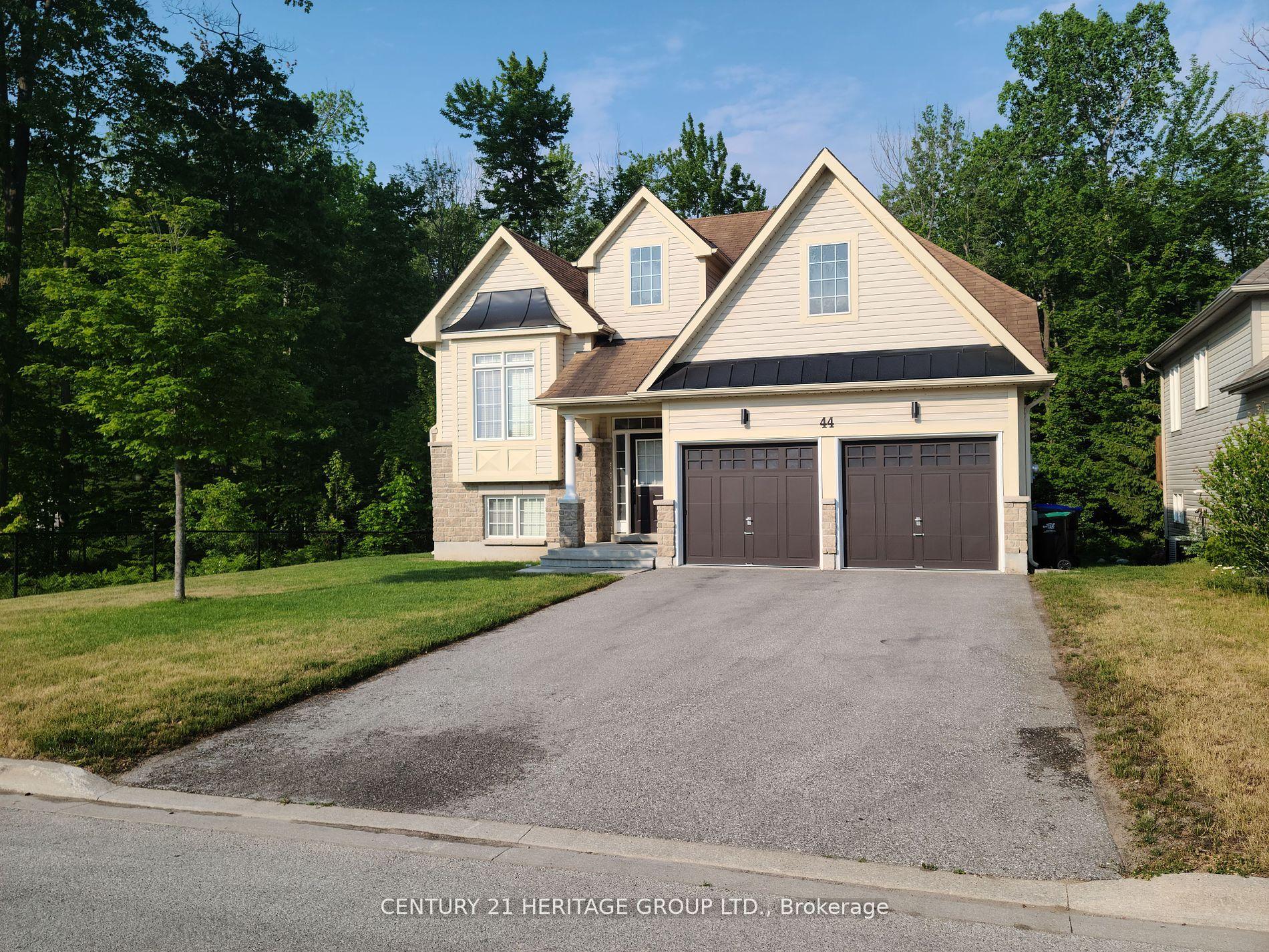 44 White Sands Way — photo 1