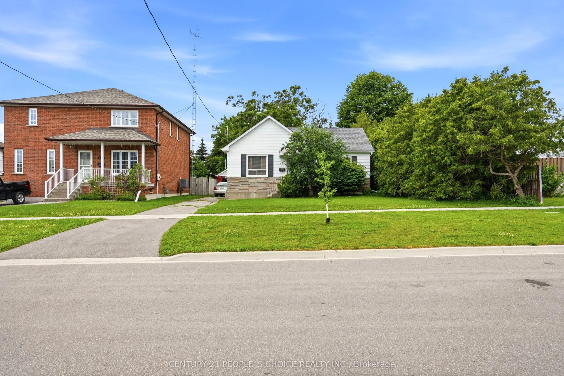 104 Grenfell Street, Oshawa — Detached for sale, photo 1