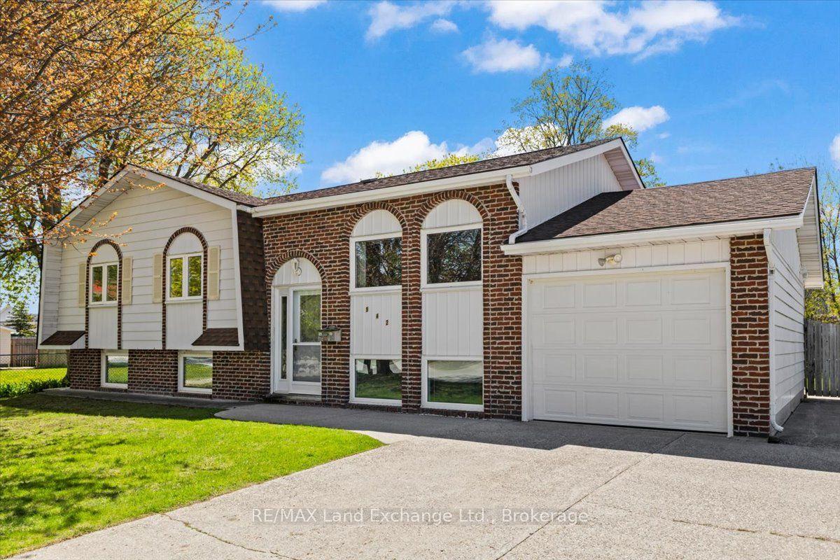 542 Green Street — photo 1