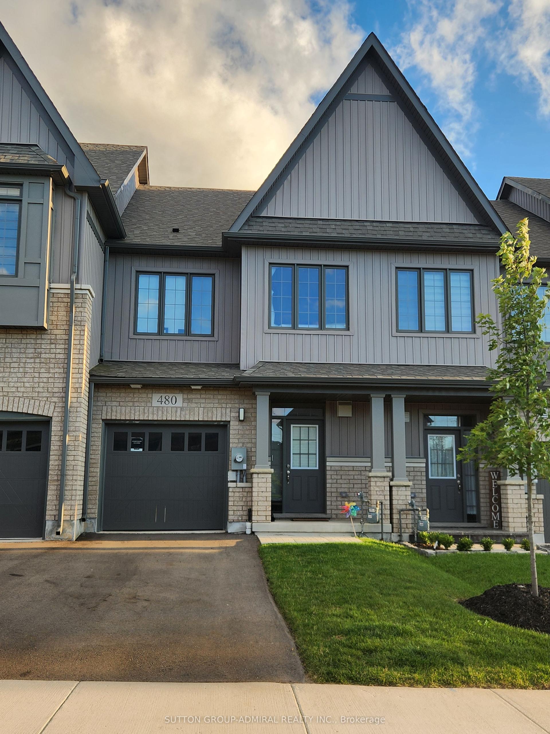 480 Adelaide Street, Wellington North — Townhouse for lease, photo 1