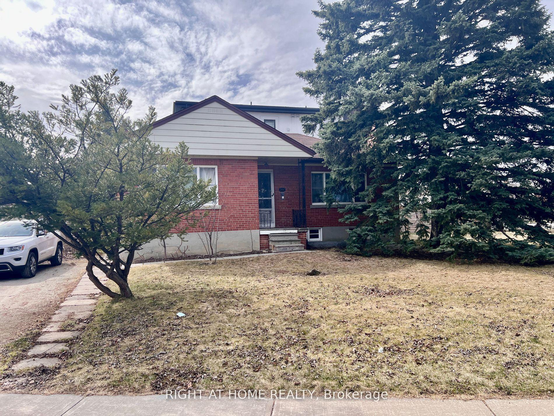 201 Codsell Avenue, Toronto — Detached for lease, photo 1