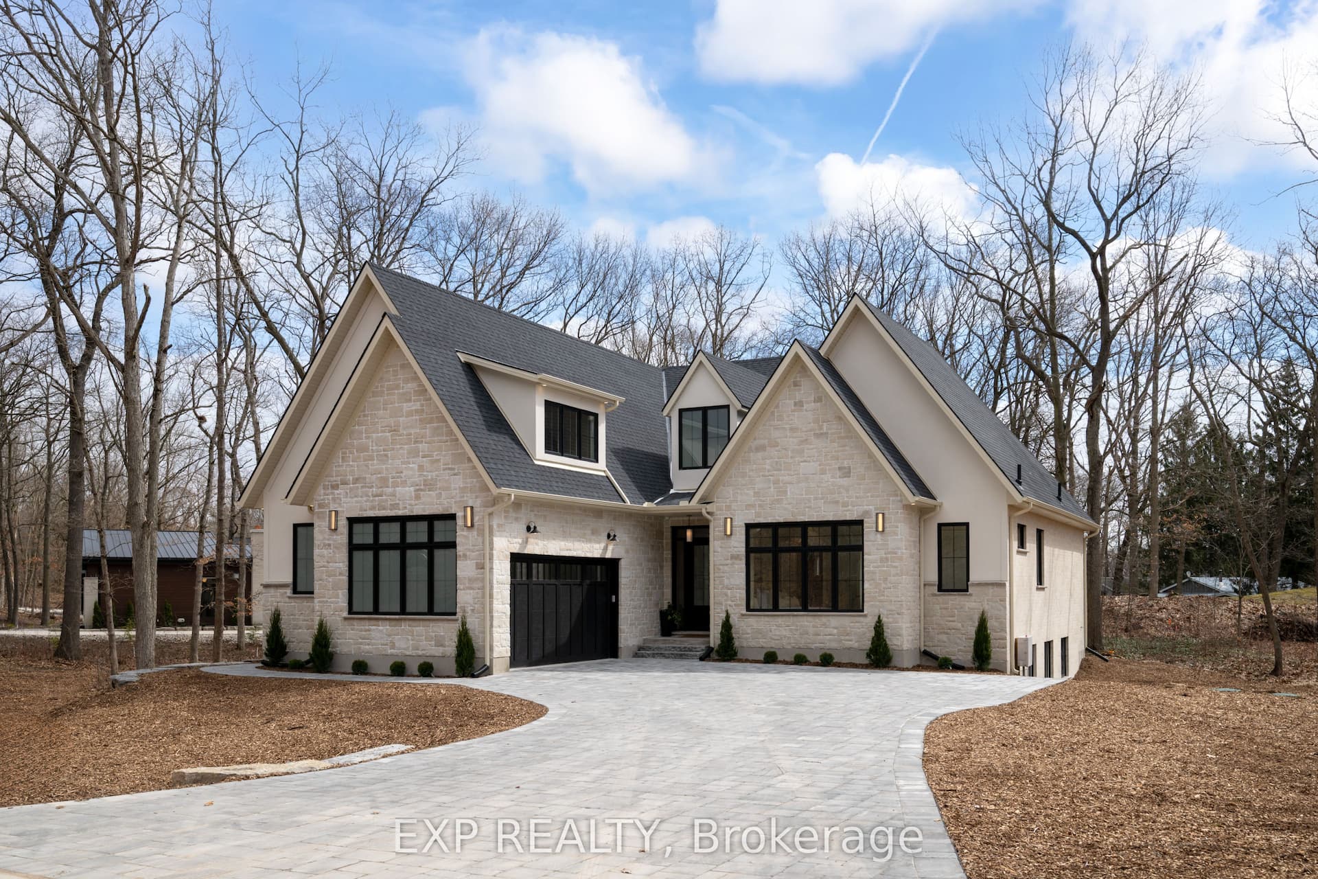 7 Sullivan Street — photo 1