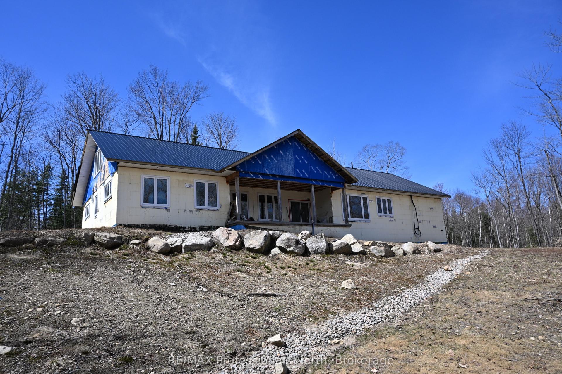 121 Loon Lake Road — photo 1