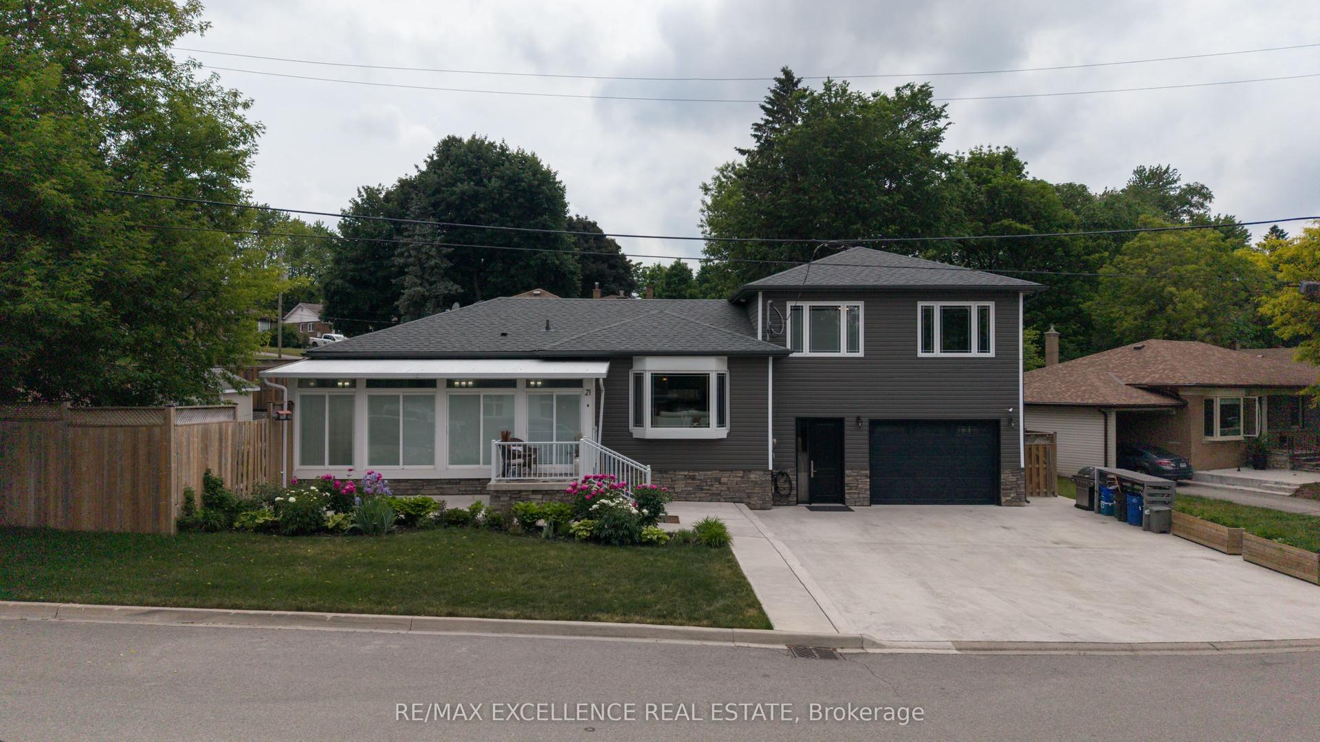 21 Elizabeth Street, Halton Hills — Detached for sale, photo 1