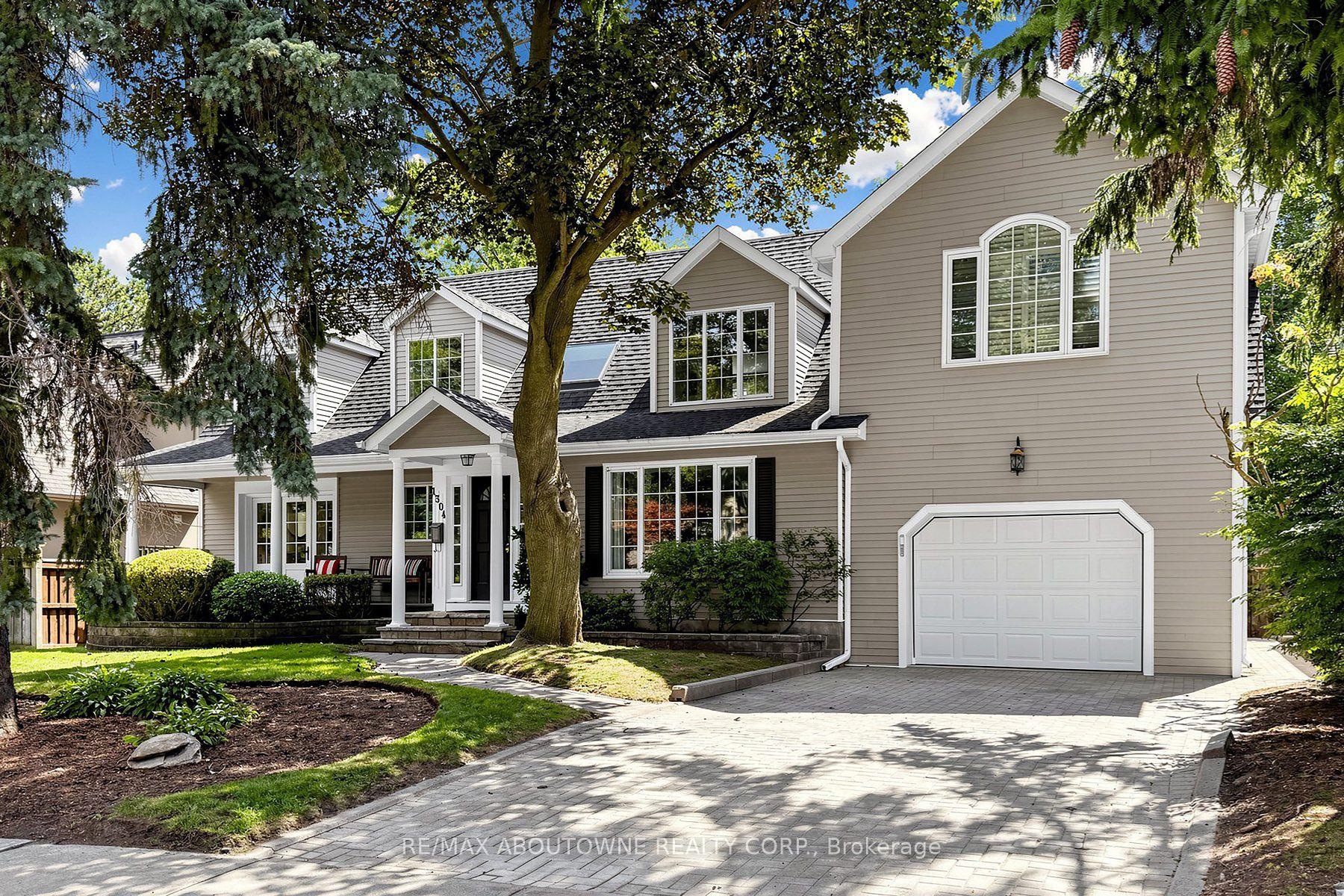 1304 Devon Road, Oakville — Detached for sale, photo 1