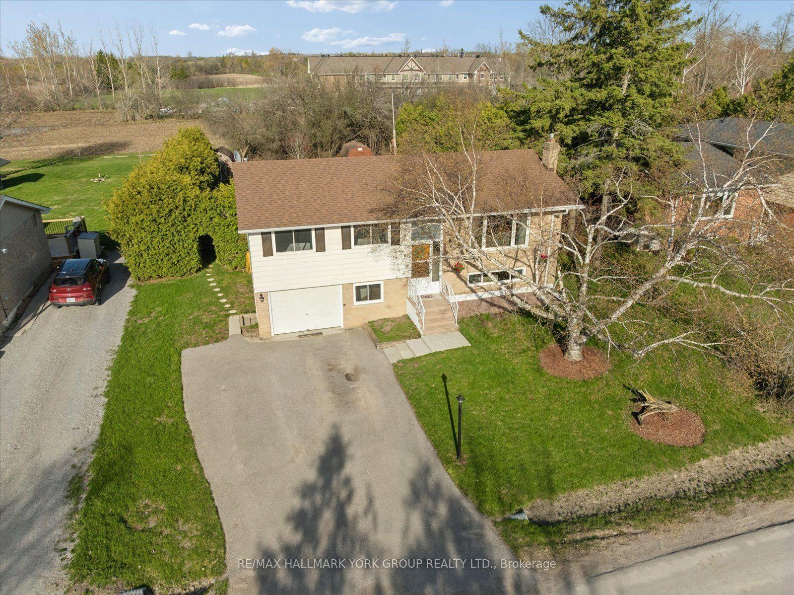 61 Adelaide Street — photo 1
