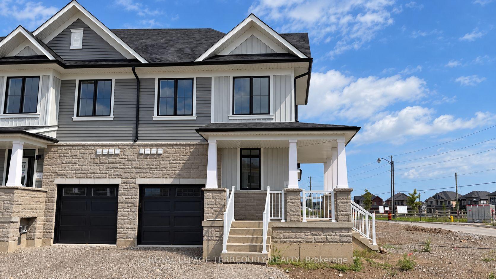 2 Elite Crescent, Haldimand — Townhouse for lease, photo 1