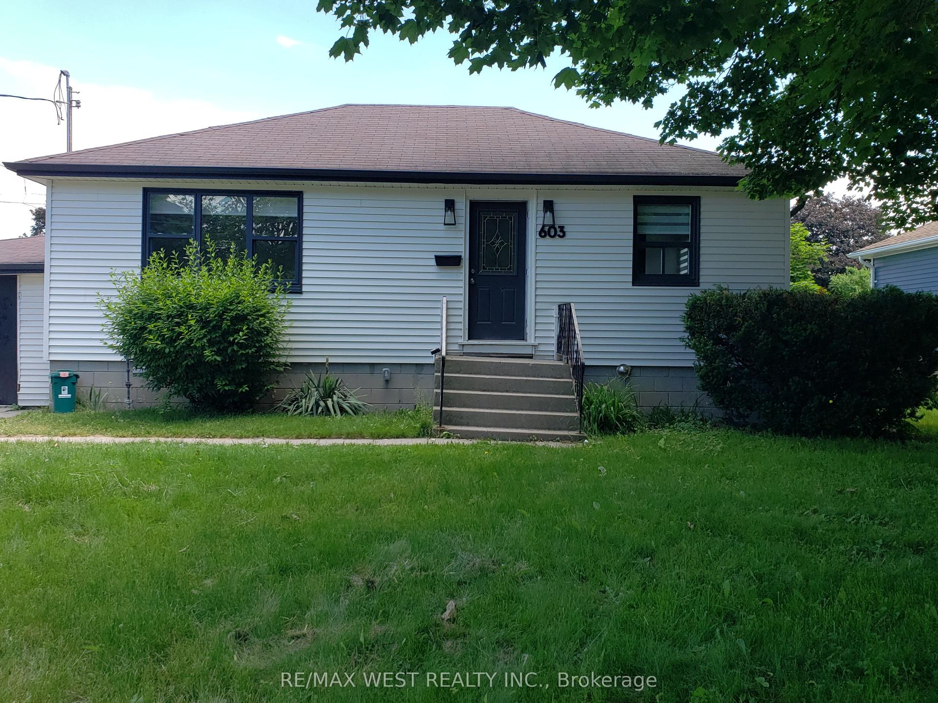 603 Anderson Street Basement #Basement, Whitby — Detached for lease, photo 1