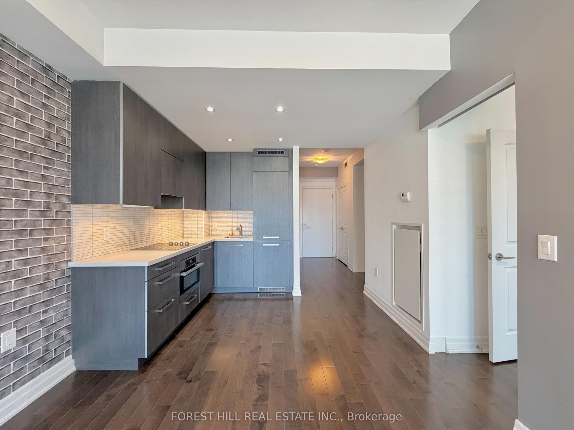 8 The Esplanade N/A 1804 #1804 — photo 1