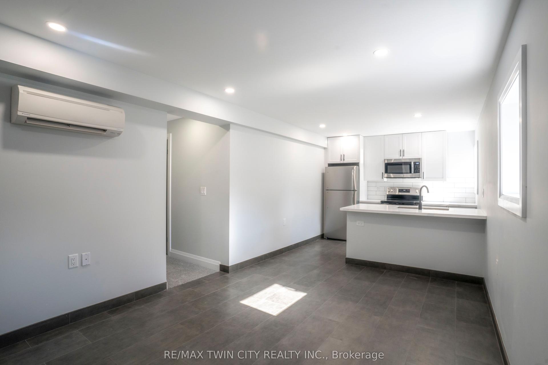 130 Elgin Street 2 #2 — photo 1