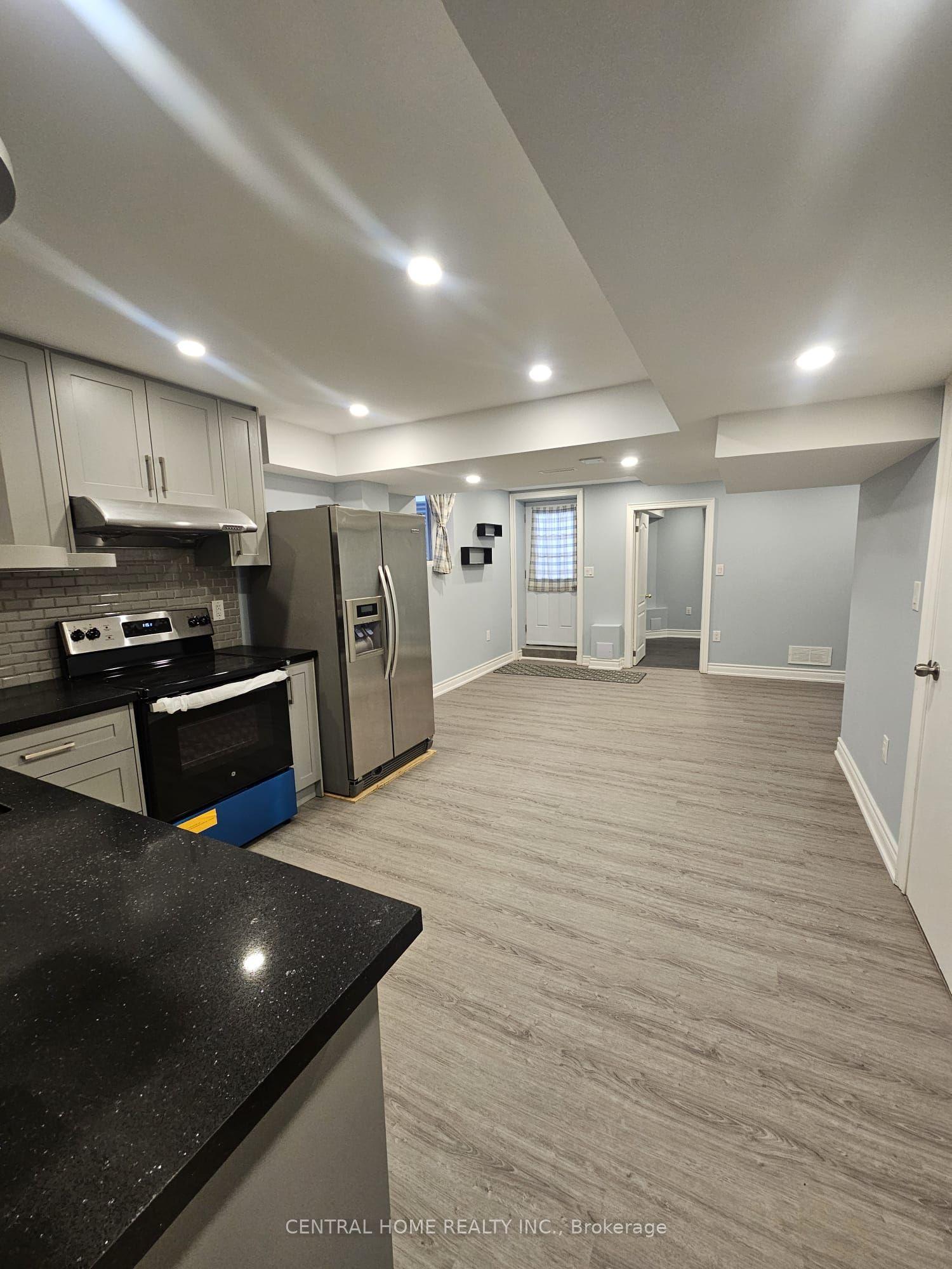 45 Wildmoor Street, Markham — Detached for lease, photo 1