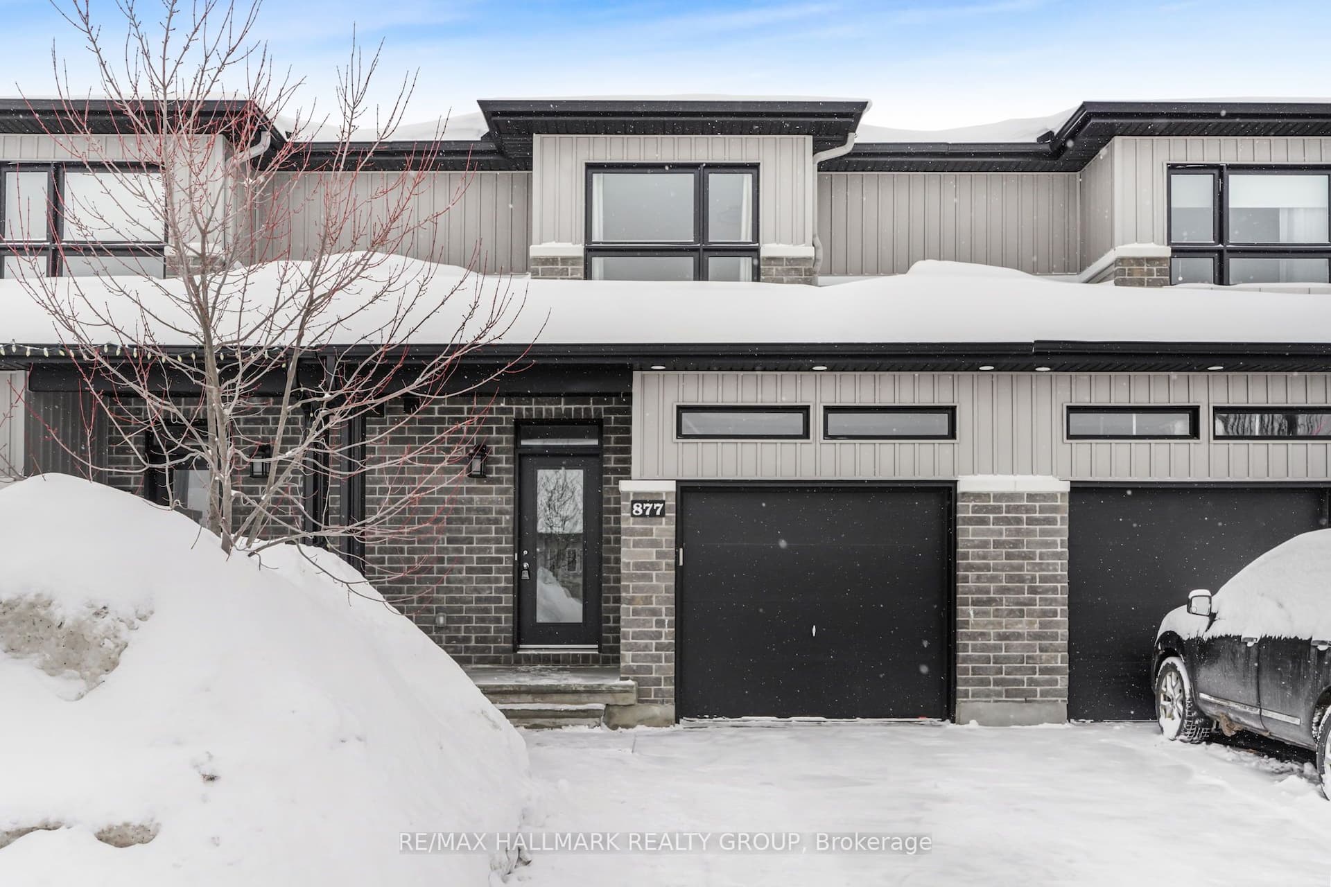 877 PLATINUM Street — photo 1