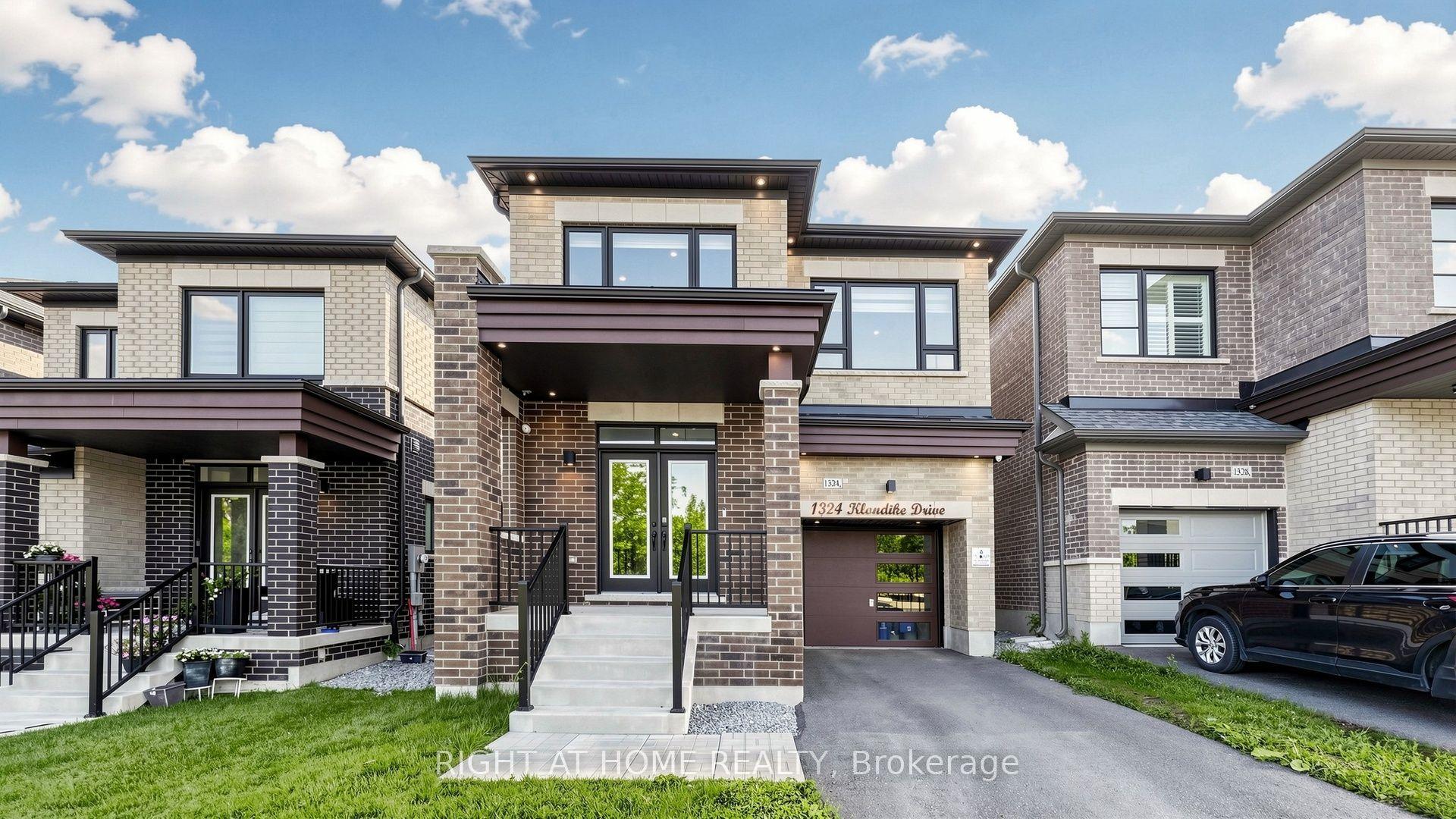 1324 Klondike Drive, Oshawa — Detached for lease, photo 1