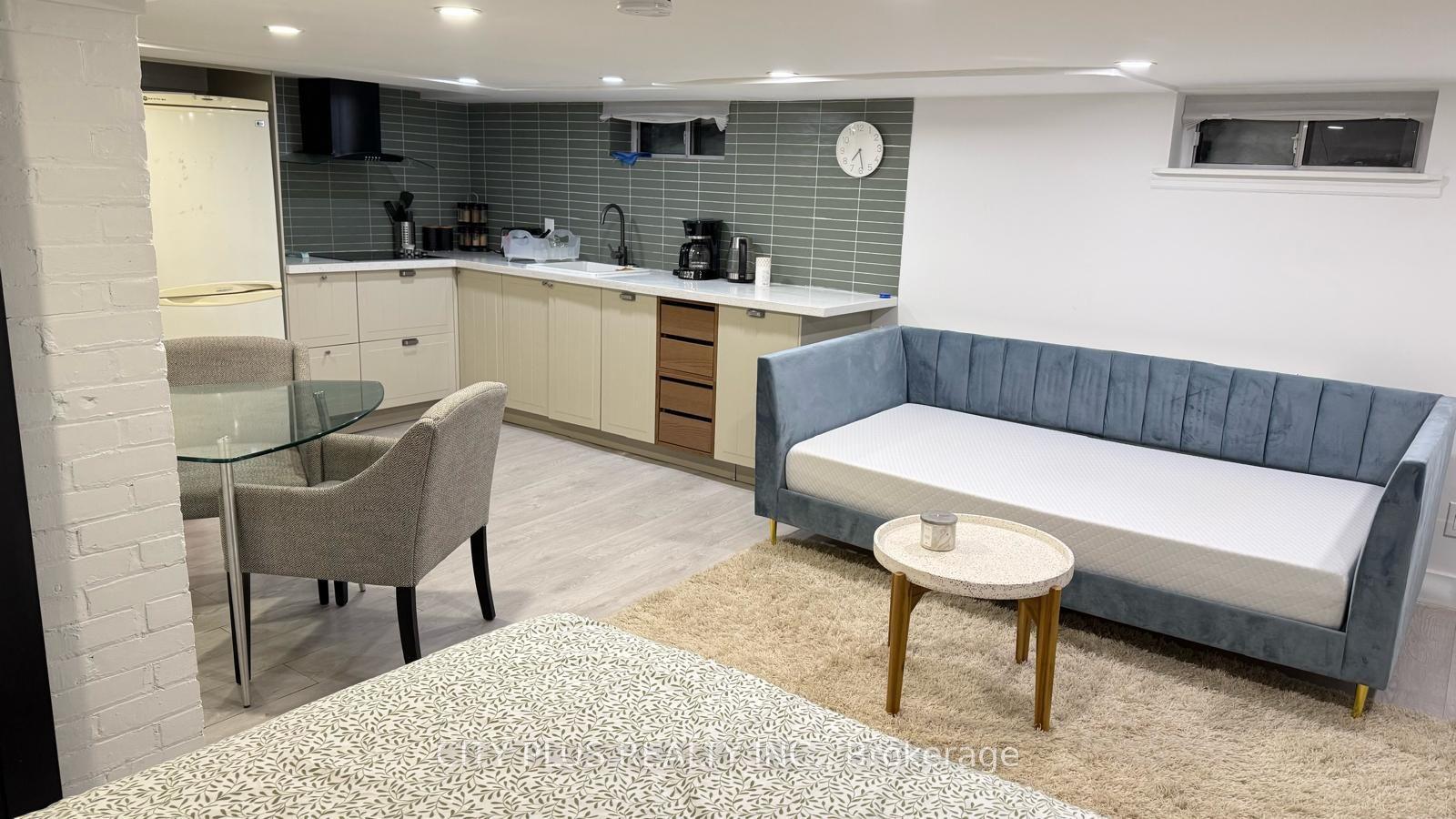 1184 Avenue Road Basement #Basement — photo 1