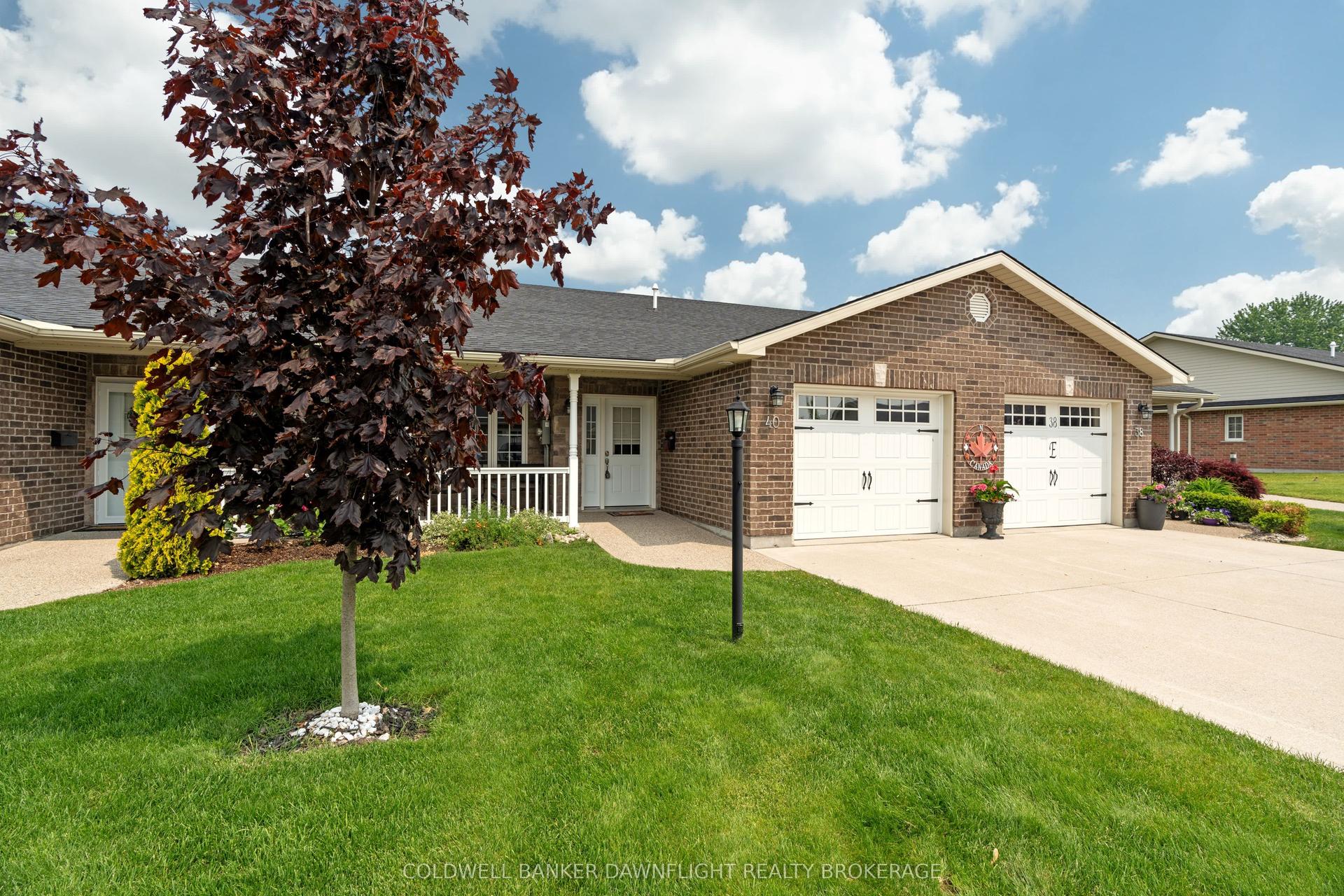 40 Devon Drive — photo 1