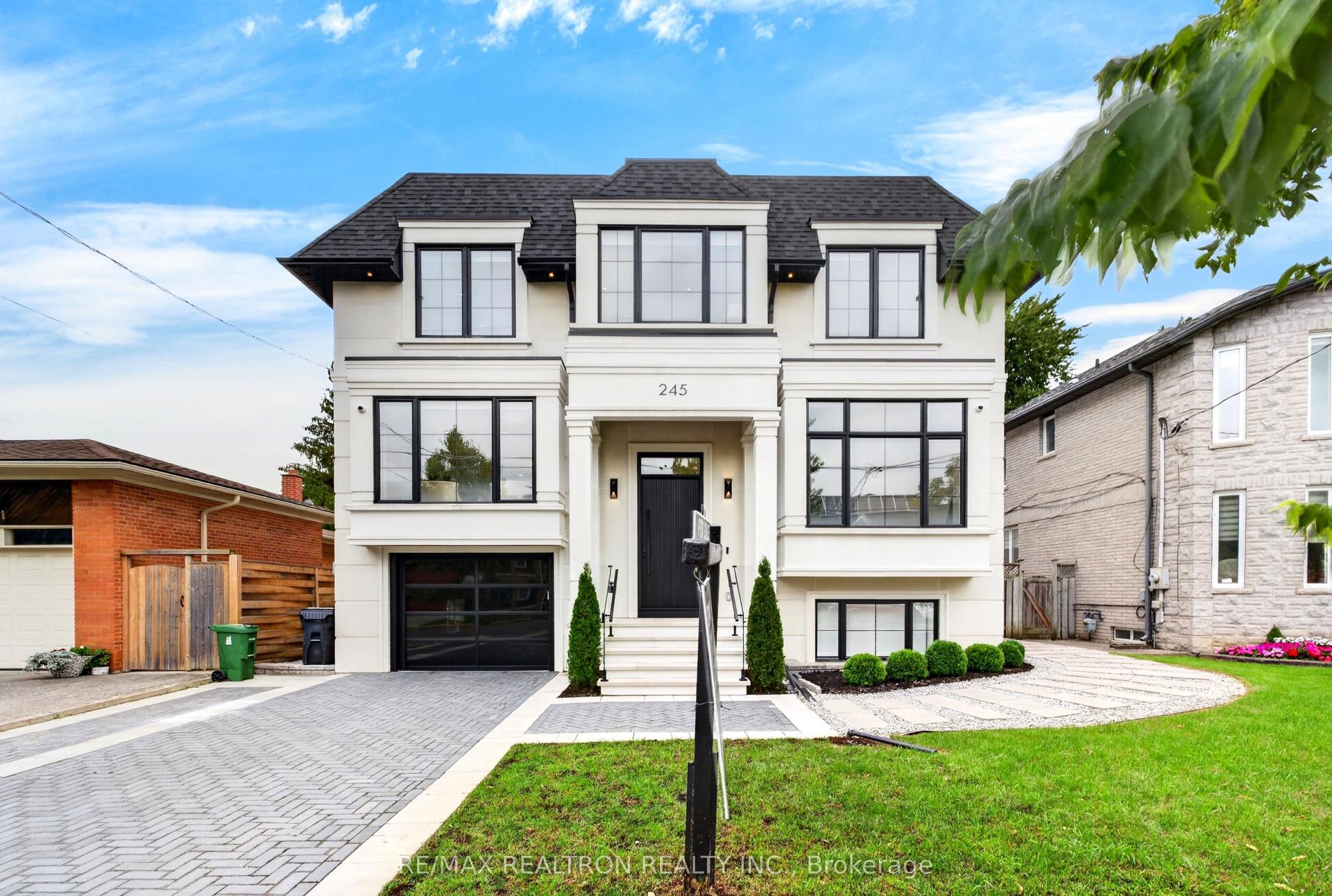 245 Patricia Avenue, Toronto — Detached for sale, photo 1