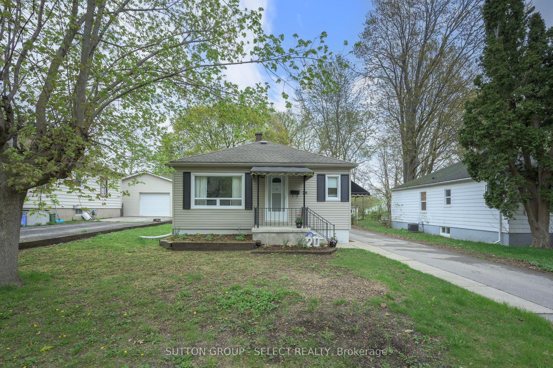 20 Coventry Avenue — photo 1