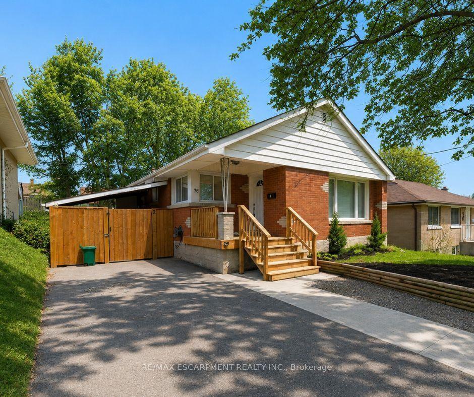 76 Glenview Avenue Lower #Lower, Cambridge — Detached for lease, photo 1