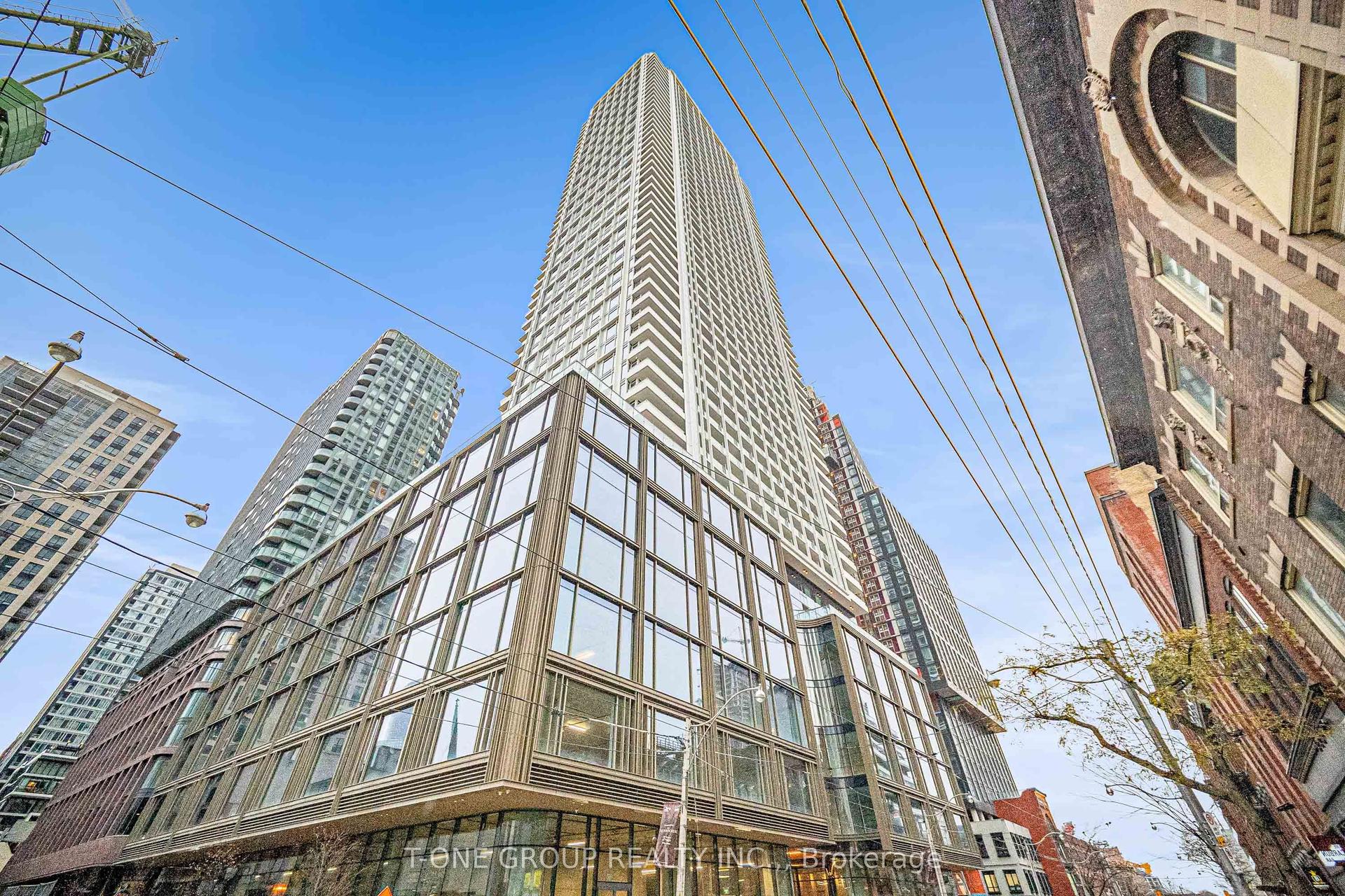 88 Queen Street E 4707 #4707, Toronto — Condo for lease, photo 1