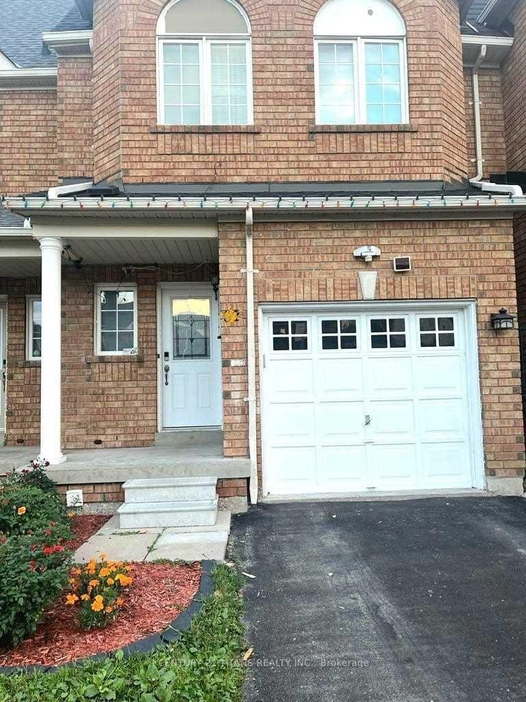 32 Dooley Crescent Main Floor #Main Floor, Ajax — Townhouse for lease, photo 1