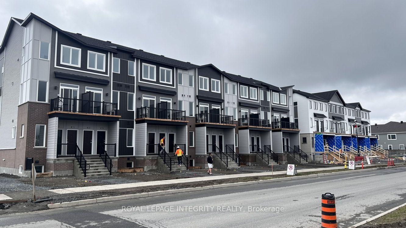 796 Utopie Private E, Orleans - Convent Glen and Area — Condo Town for lease, photo 1