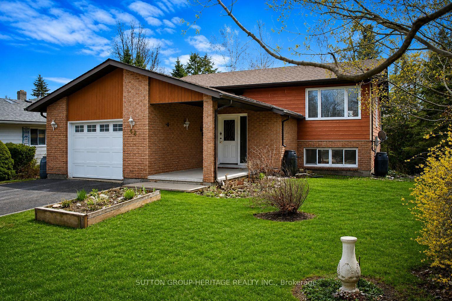 48 CEDARTREE Lane — photo 1