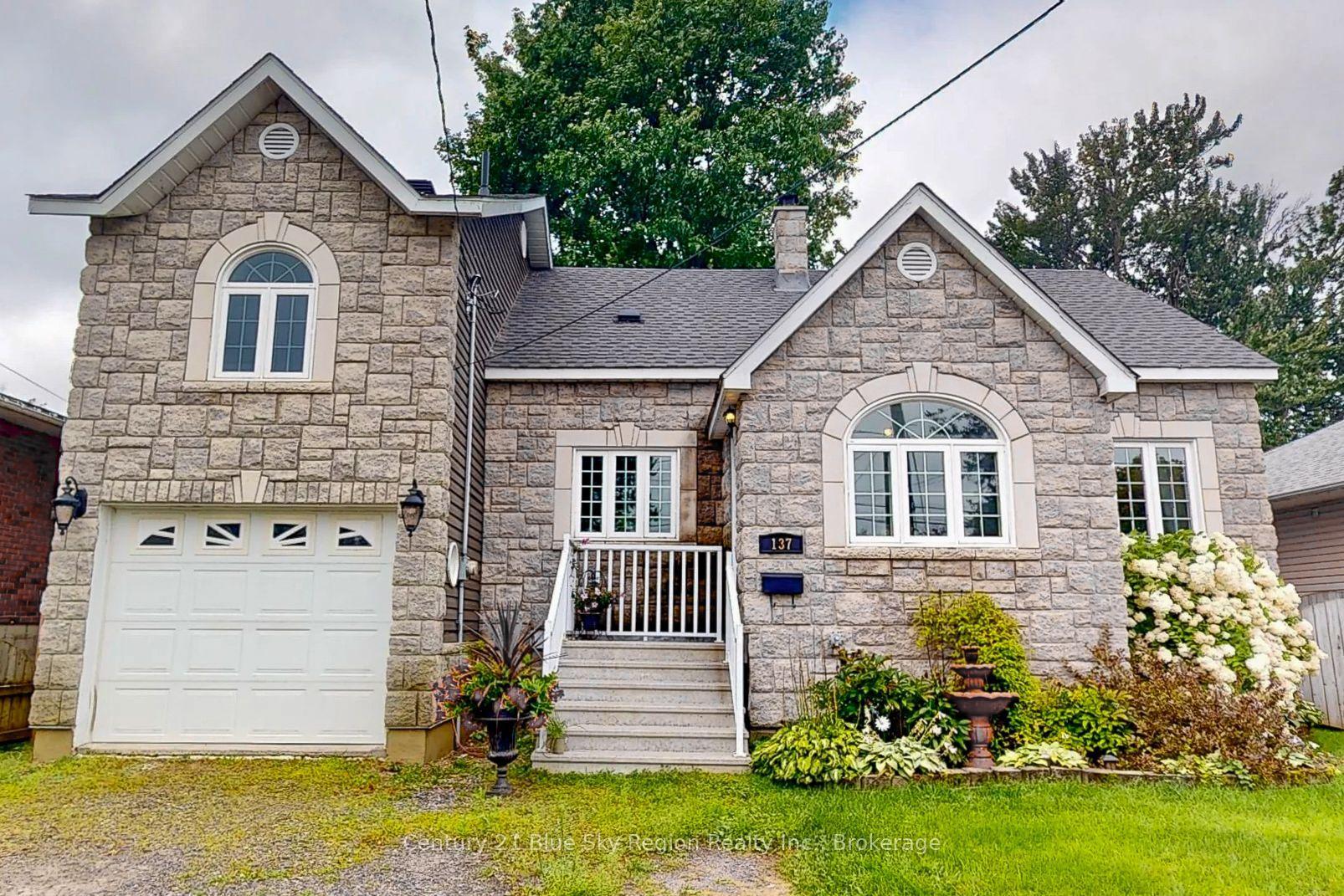 137 Whitney Avenue, North Bay — Detached for sale, photo 1