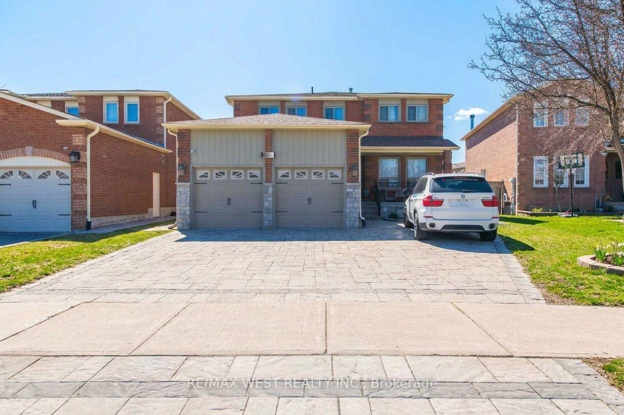 131 Bernard Avenue Bsmt #Bsmt, Richmond Hill — Detached for lease, photo 1