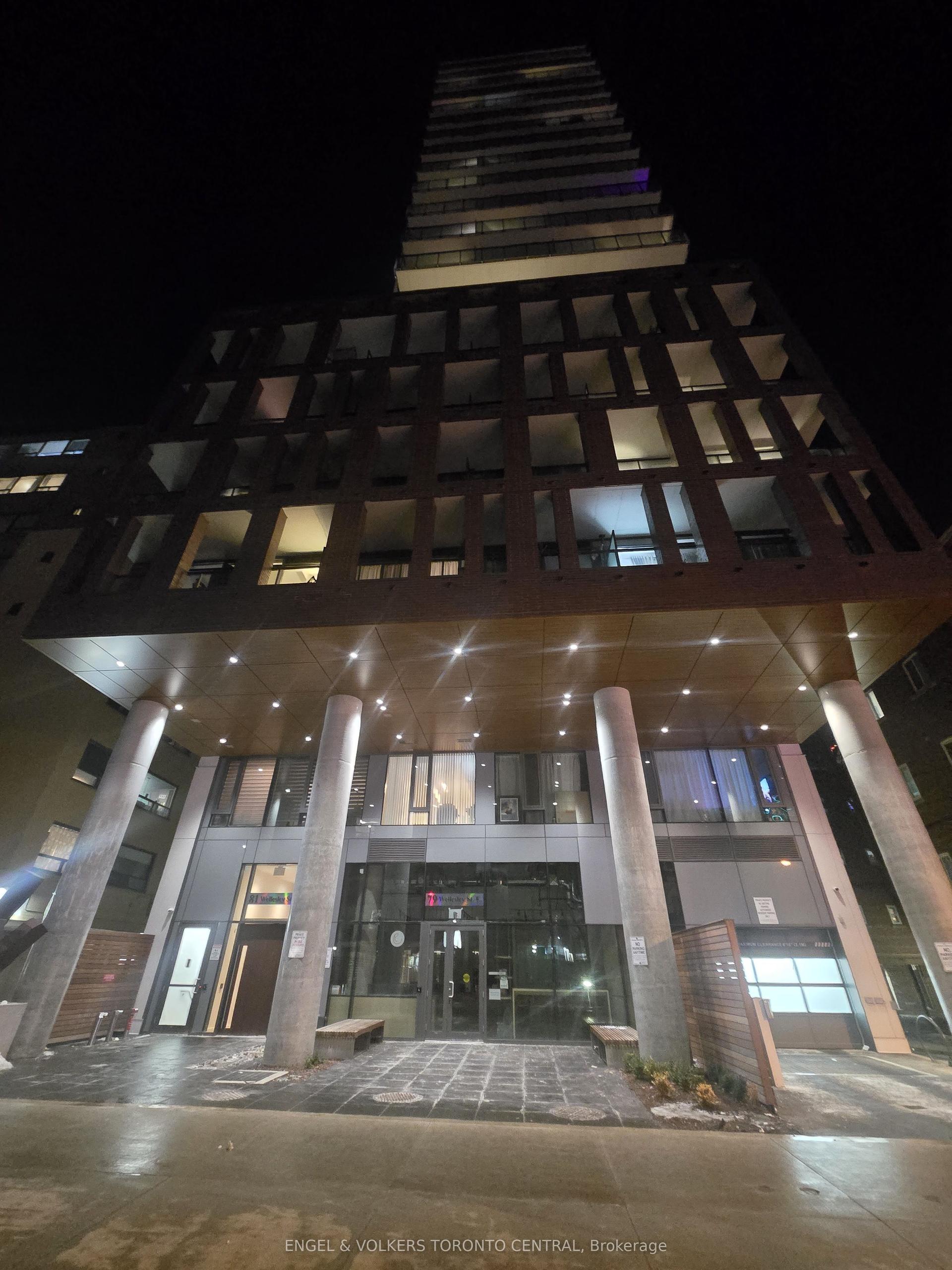 81 Wellesley Street E 2503 #2503, Toronto — Condo for lease, photo 1