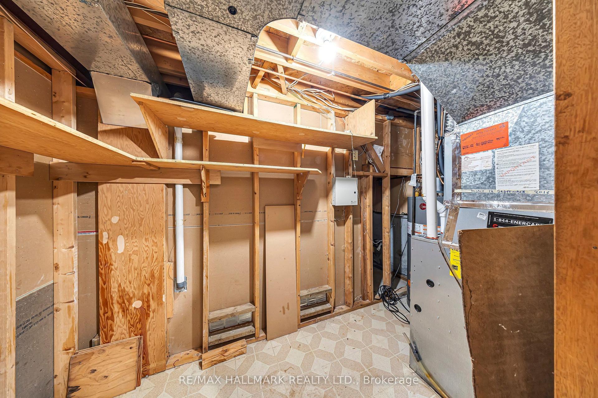 54 Redhead Crescent, Toronto — Detached for sale, photo 1