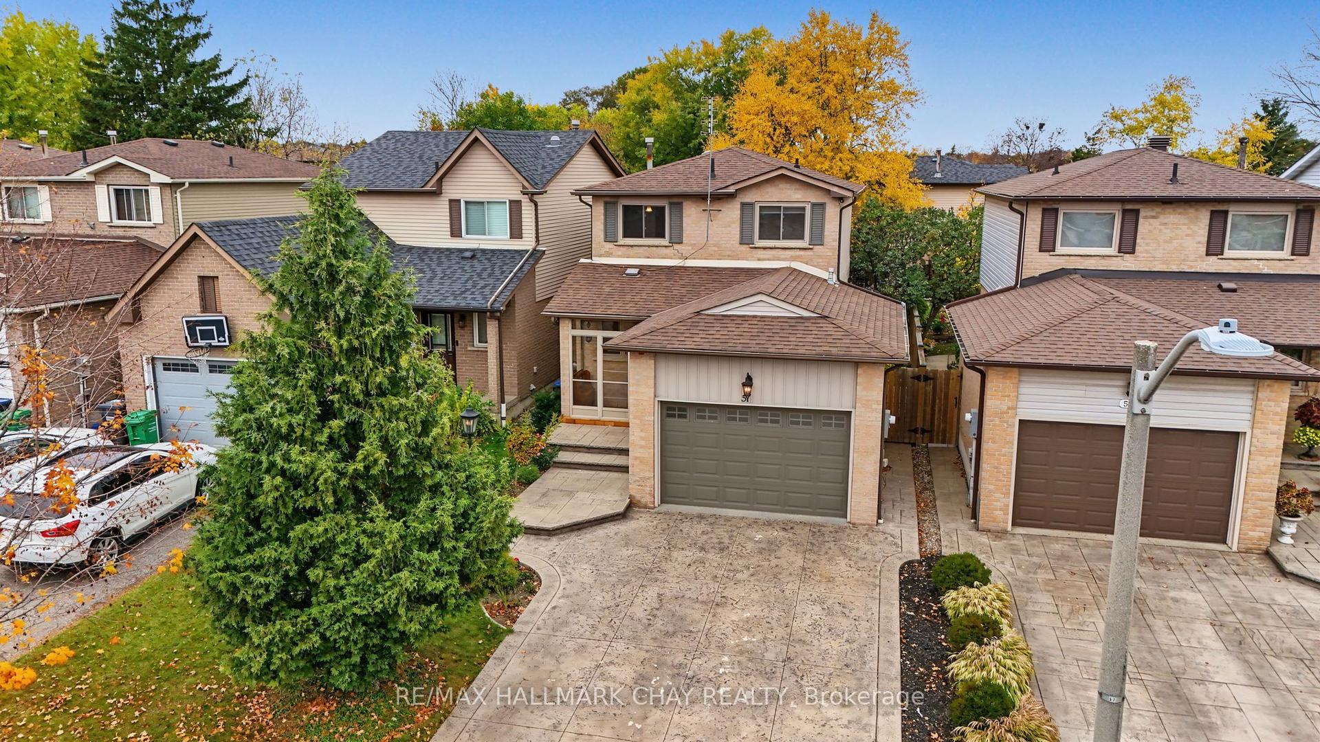 57 Newbridge Crescent, Brampton — Detached for sale, photo 1