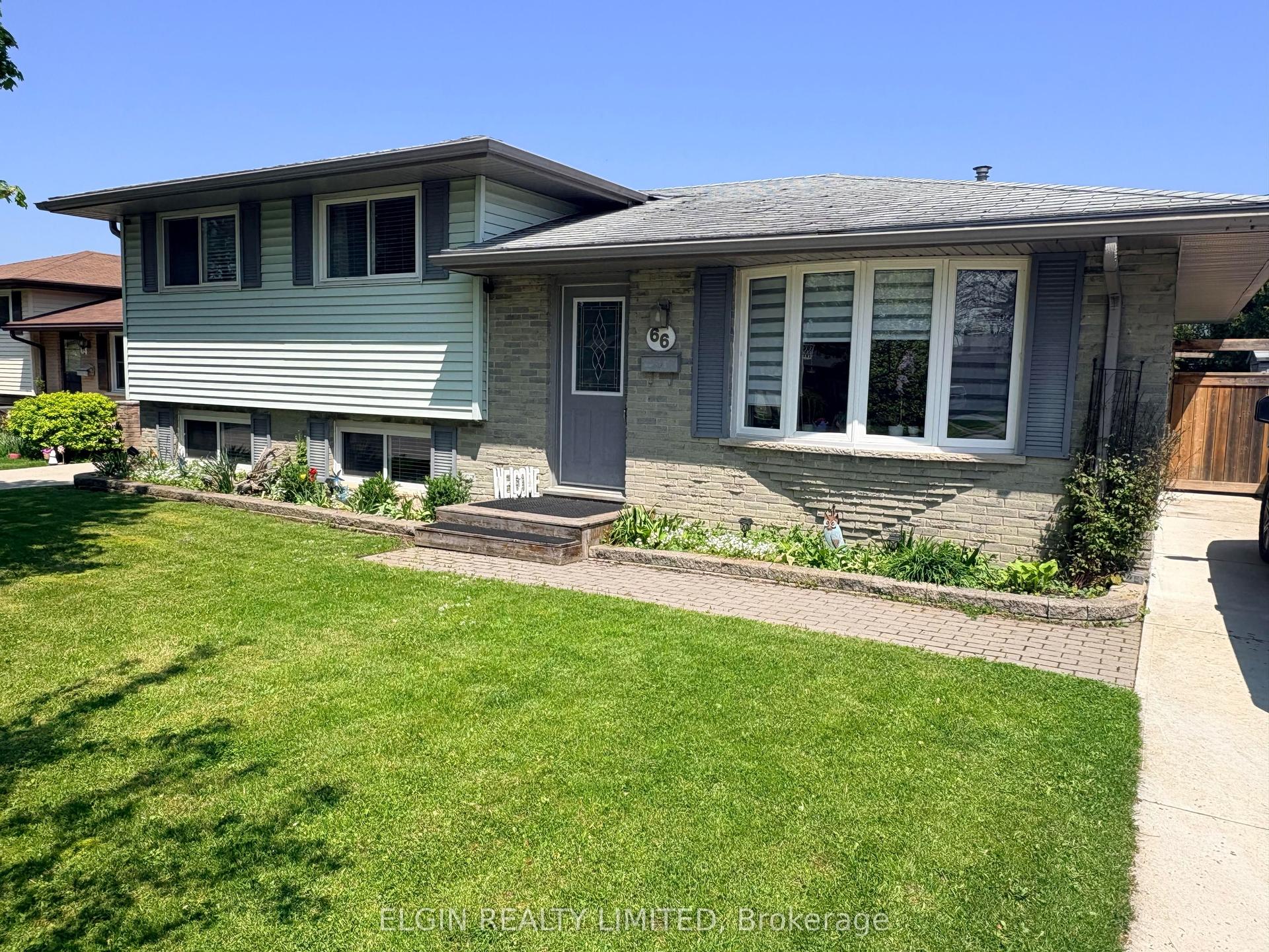 66 Aldborough Avenue — photo 1