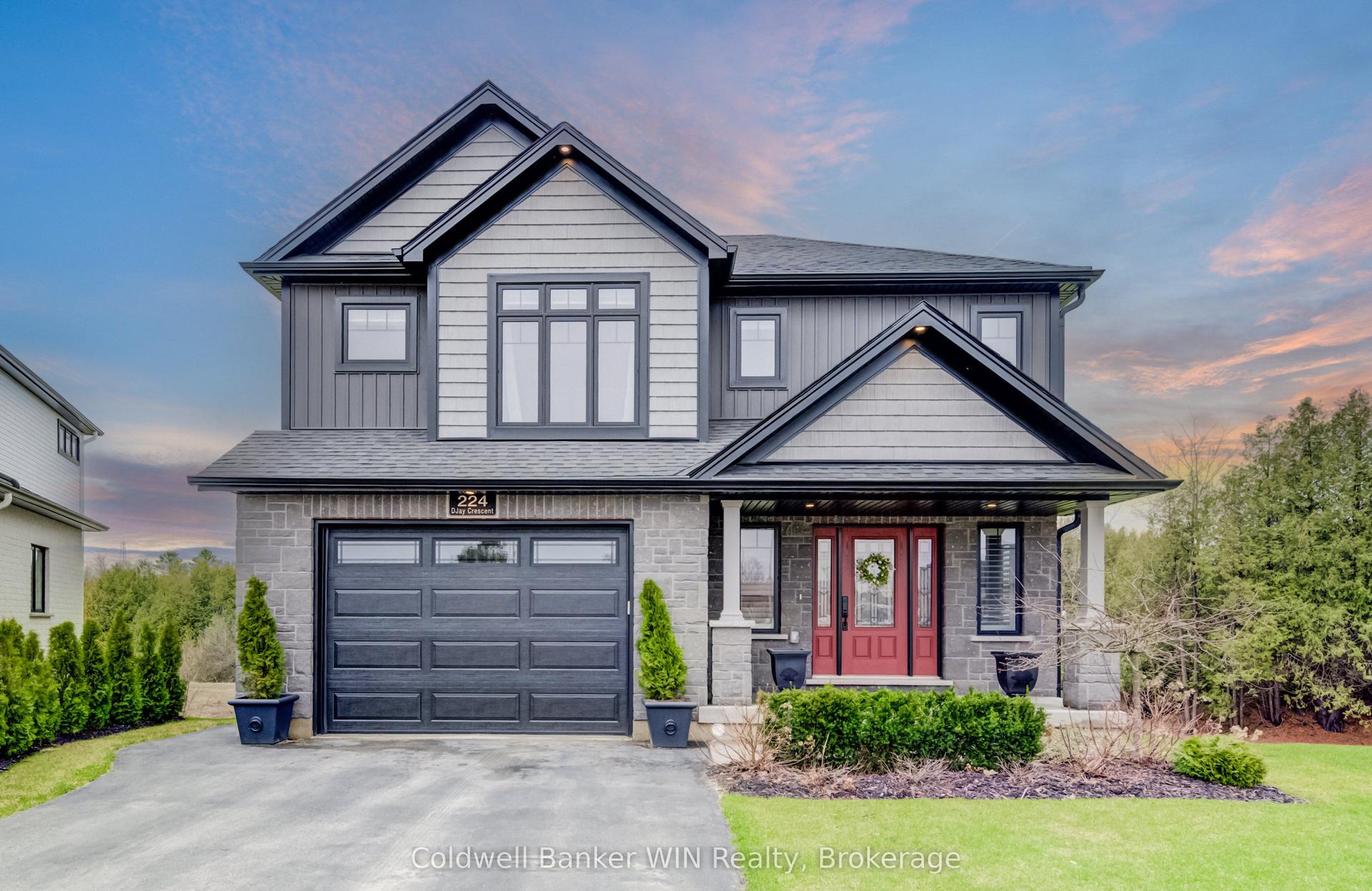 224 Djay Crescent — photo 1