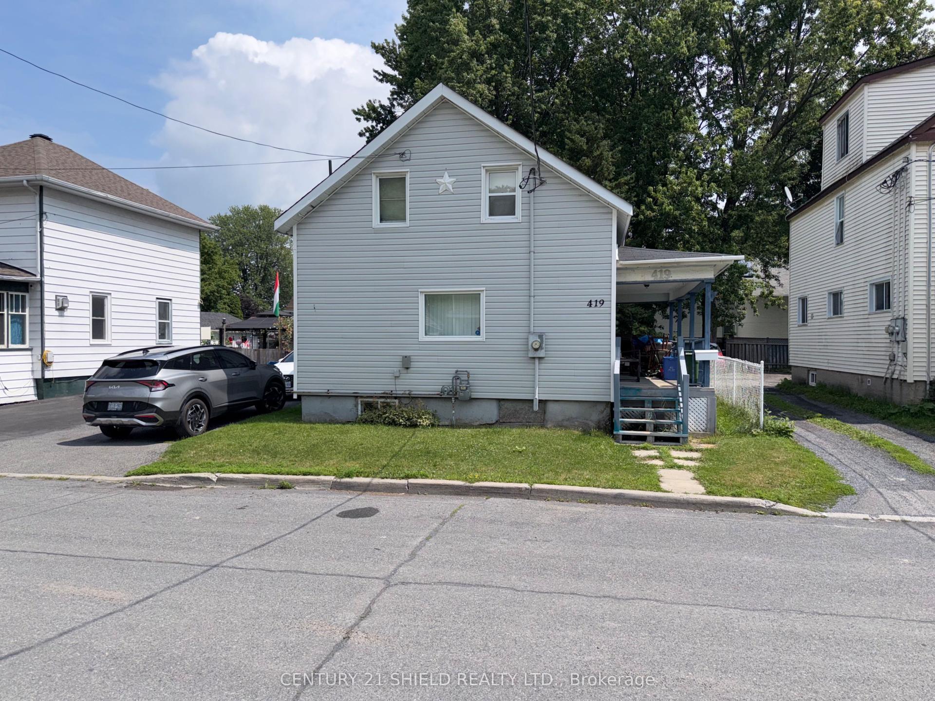 419 Bedford Street, Cornwall — Detached for sale, photo 1